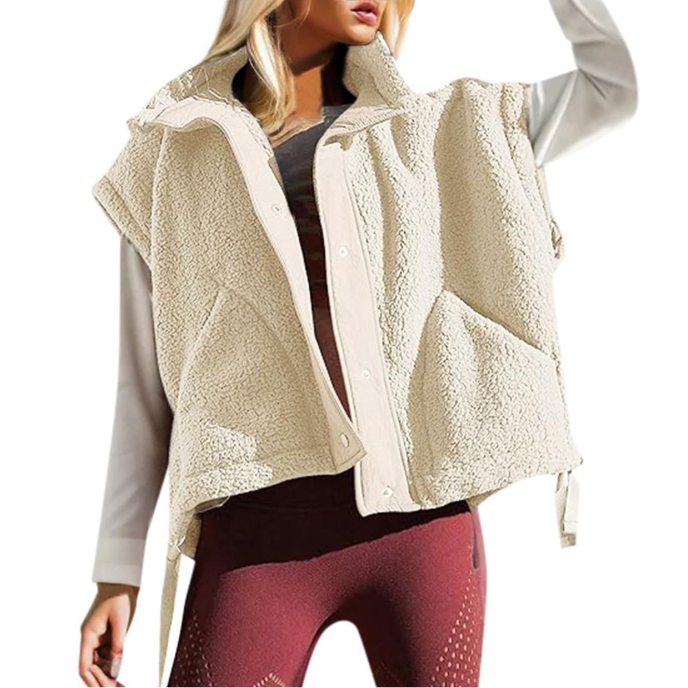 Cream Sherpa Oversized Vest with Button Closure Size Small NEW